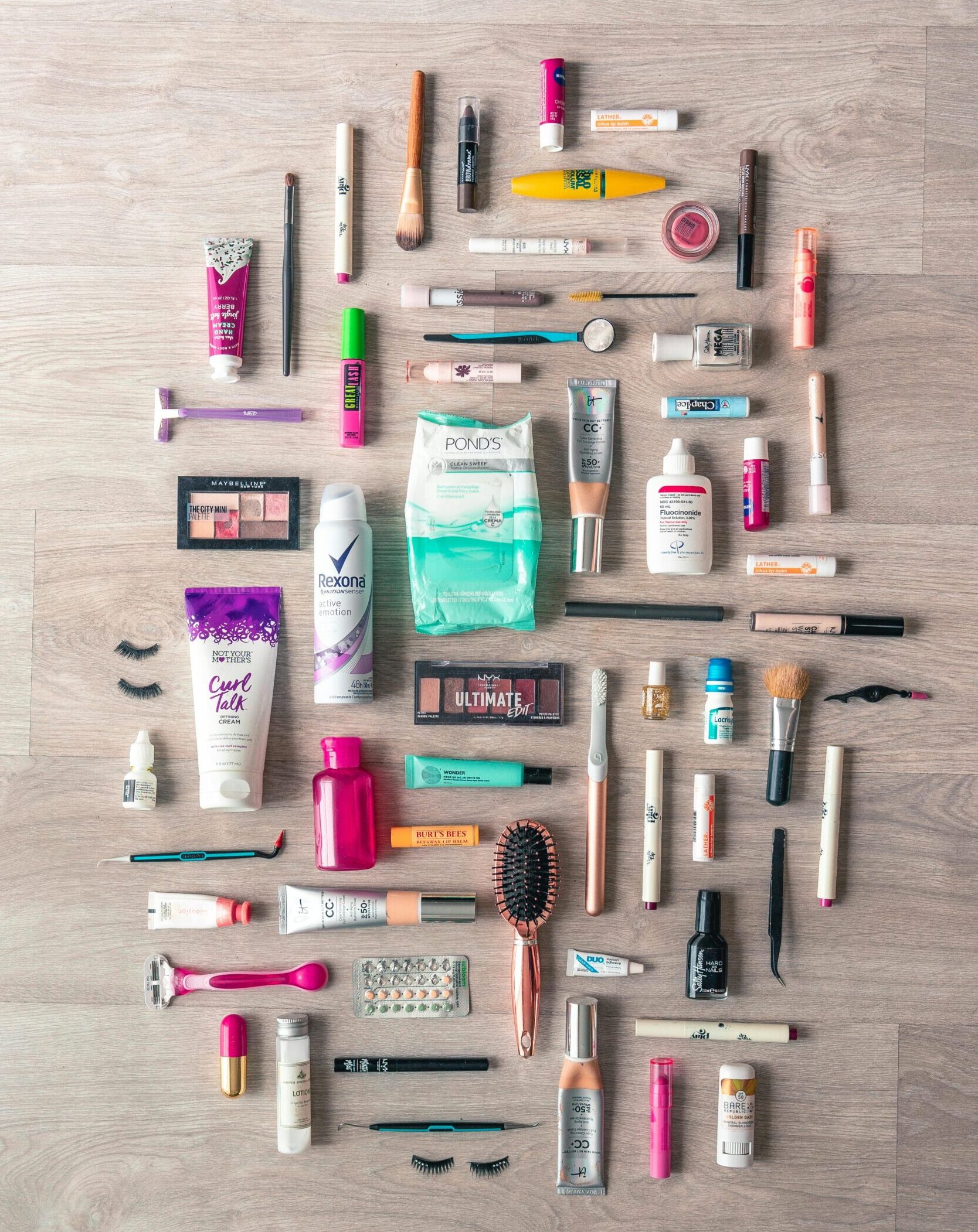 You are currently viewing How to Choose the Right Products When Buy an Online Shopping